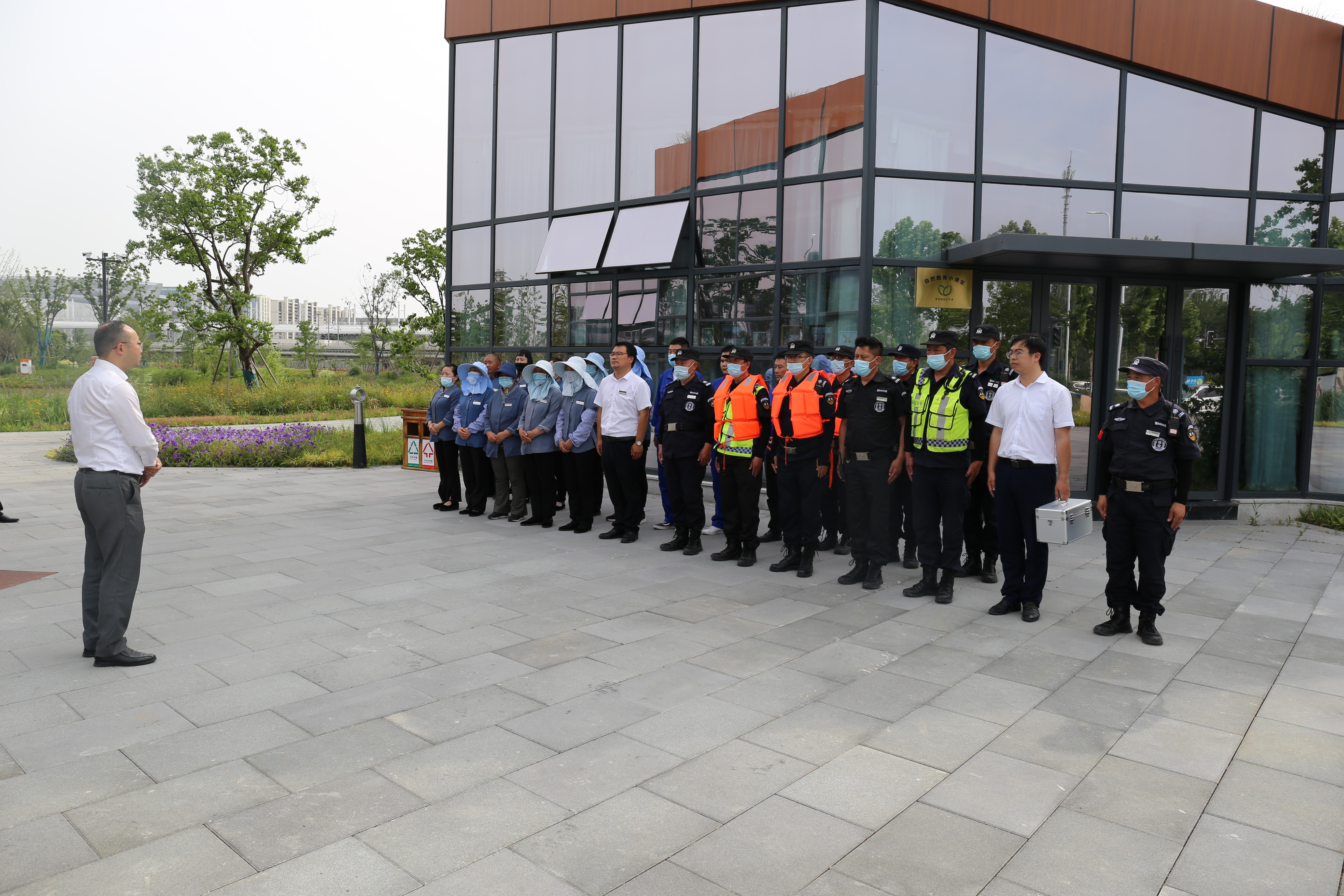 活动2.jpg 活动2.jpg