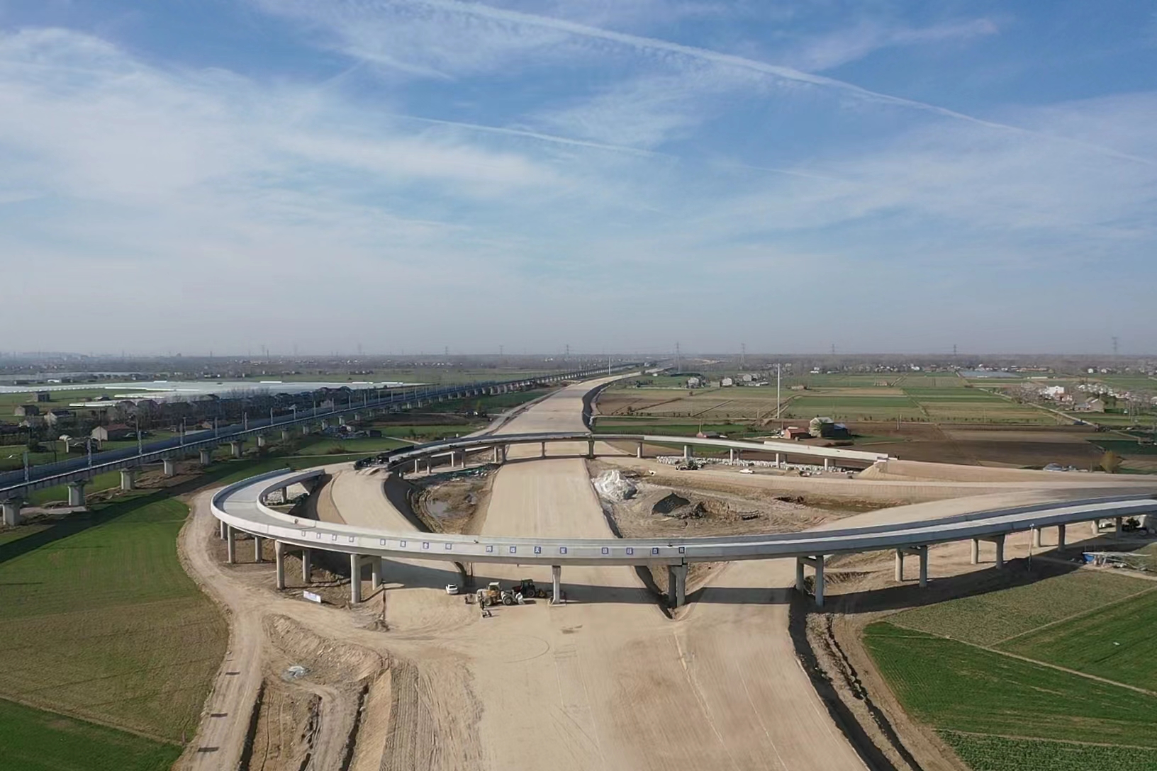 微信图片_20231204104519.jpg 微信图片_20231204104519.jpg