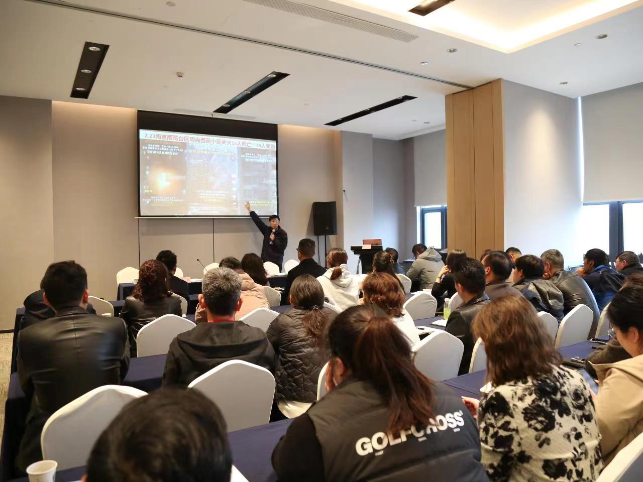 正在上传... 正在上传...