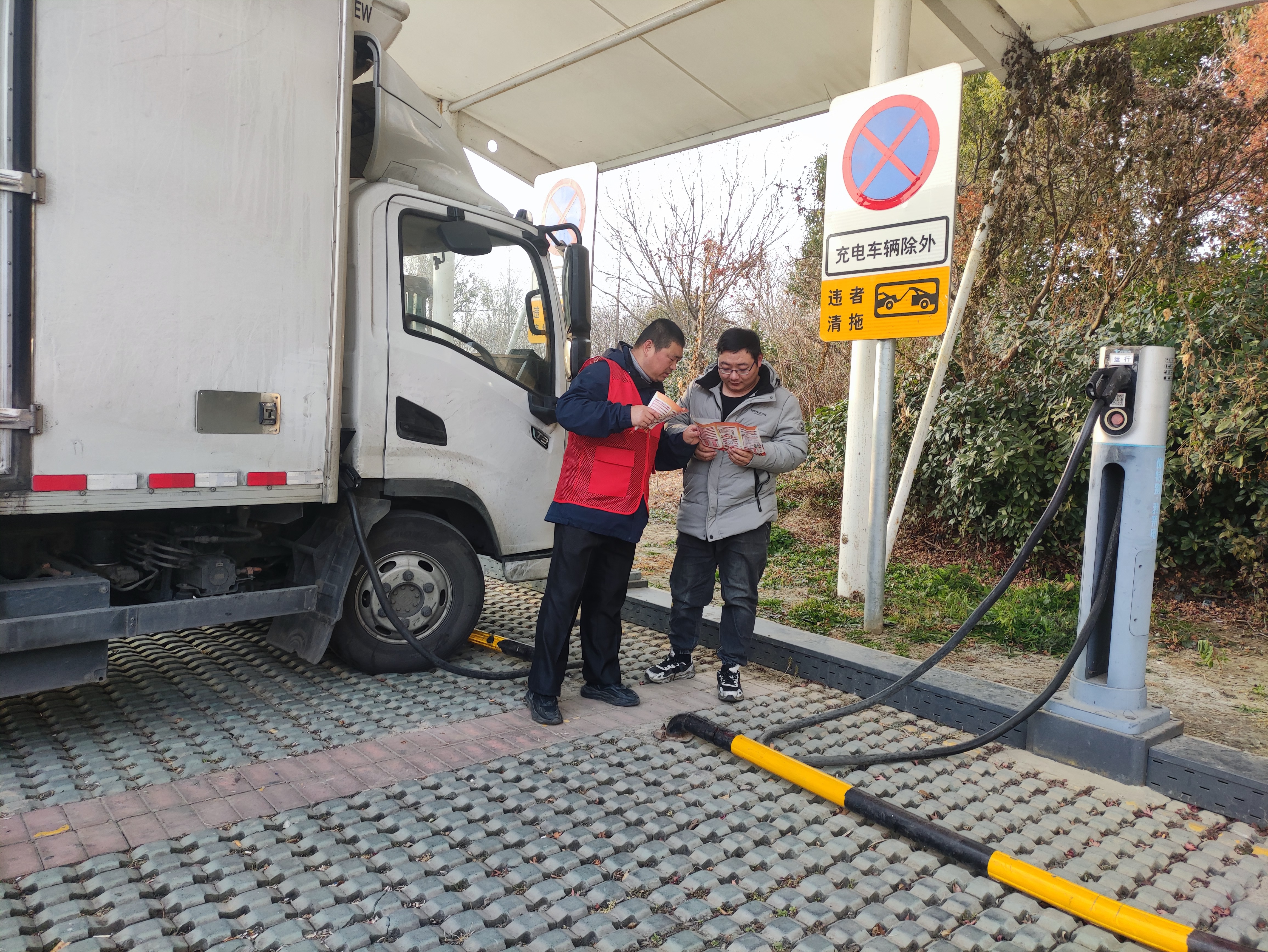 大丰服务区3.jpg 大丰服务区3.jpg