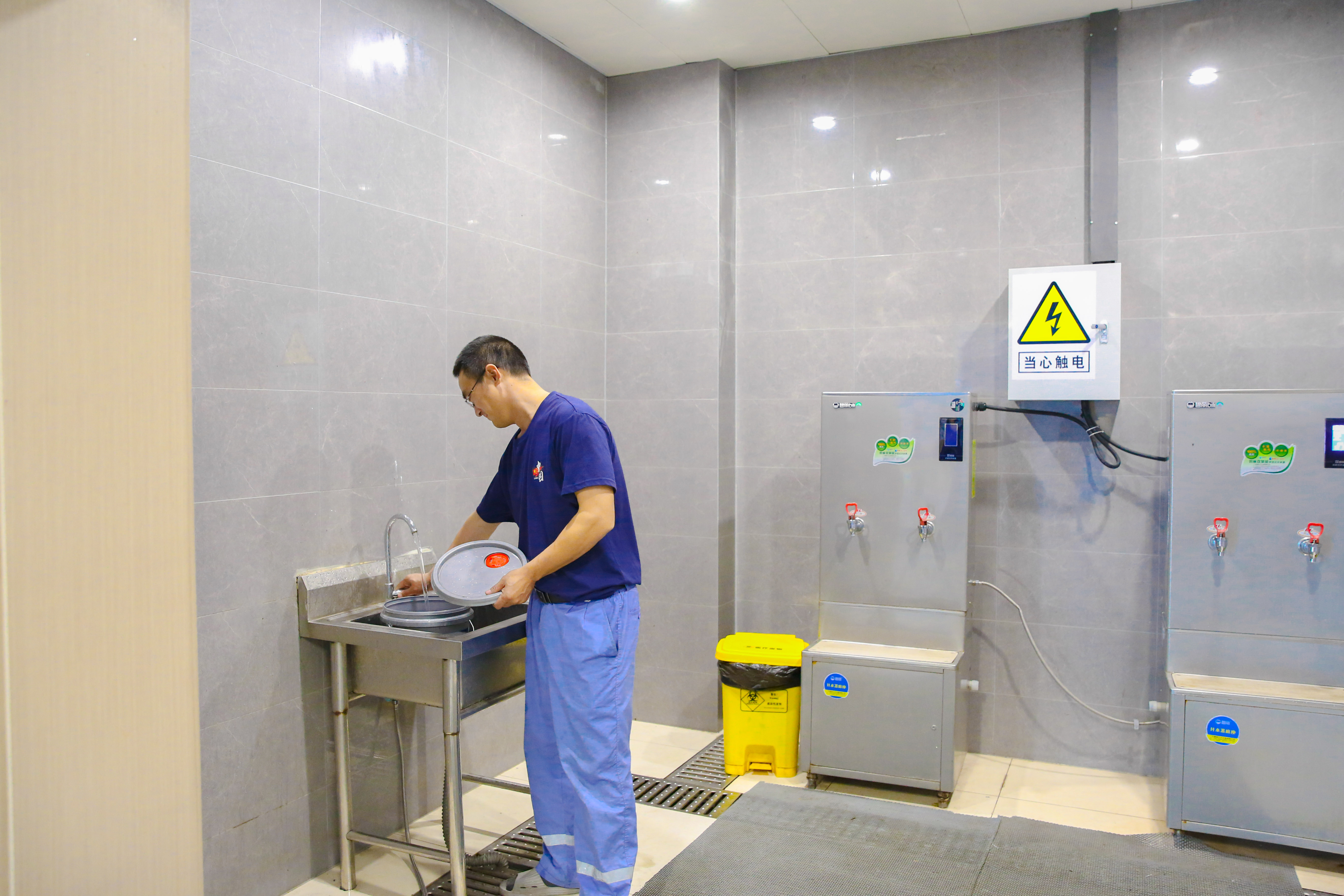 临海服务区2.jpg 临海服务区2.jpg