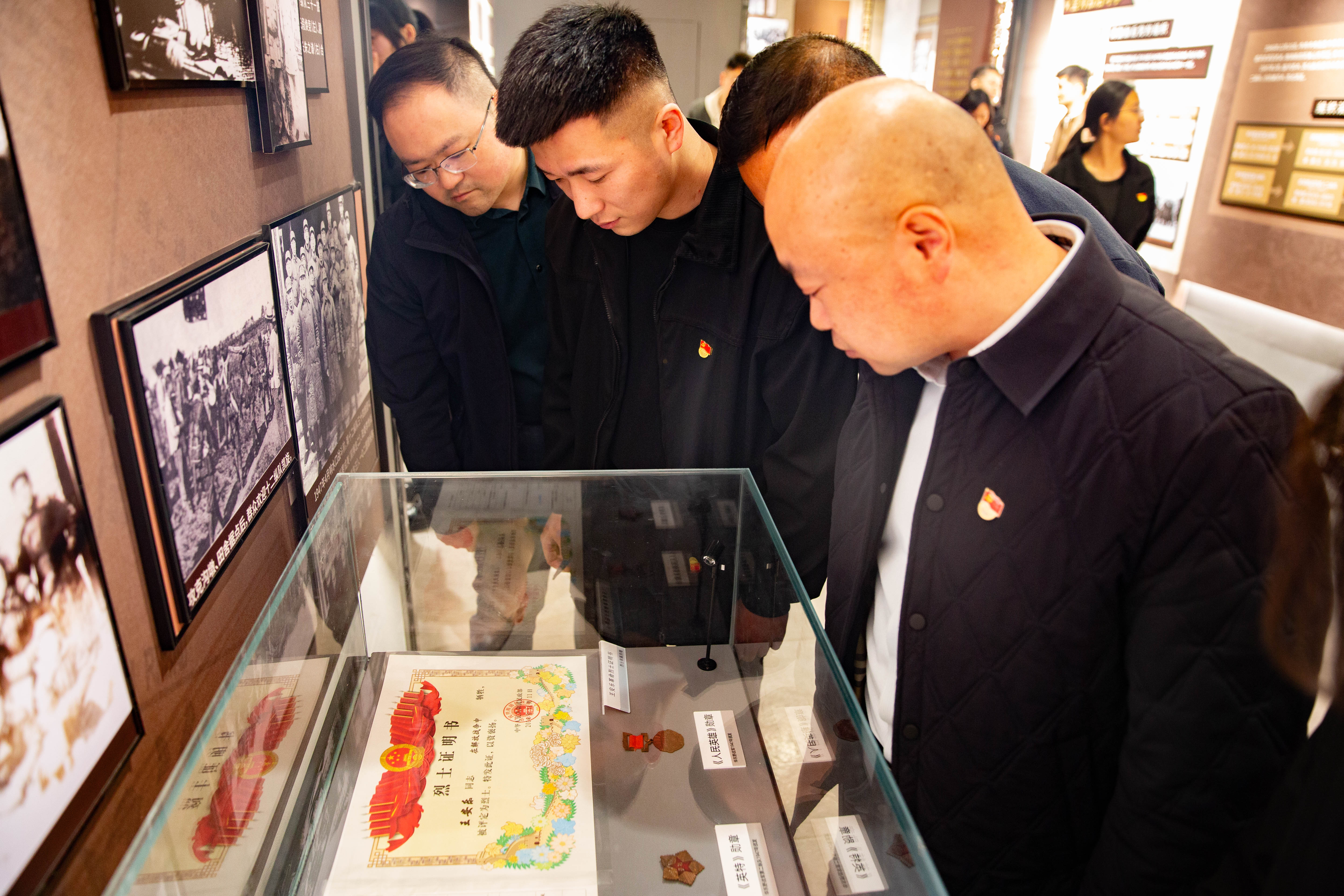 20250402-QA1A7765.jpg 20250402-QA1A7765.jpg